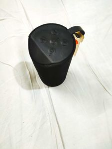 NU Republic Bluetooth Speaker