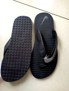 BRAND NIKE FLIP FLOP FRESH PIECE