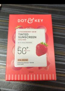 Dot & Key Strawberry Tinted Sunscreen SPF 50