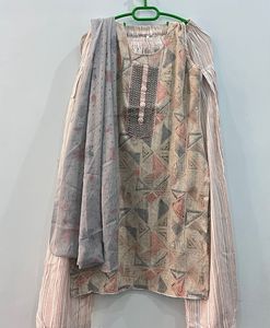 Stylish Geometric Print Kurta Set with Dupatta