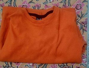 orange sweat shirt🤍