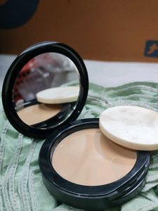 Maybelline Fit Me Compact Powder