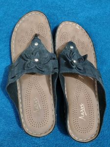 Stylish Women's Flat Sandals