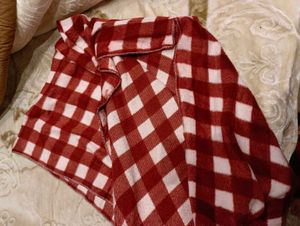 woolen stole