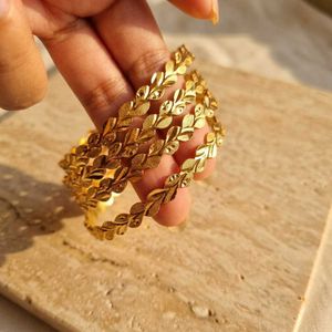 Elegant Gold Leaf Bangles Set