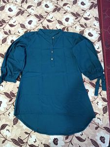 Elegant Teal Kurta with Balloon Sleeves