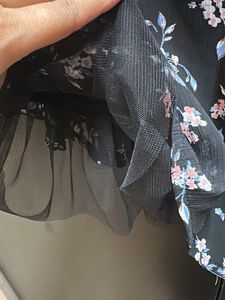 H&amp;M Black Floral Skirt with Tulle Hem