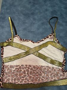 Chatpate backless crop top