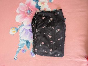 Elegant Black Floral Midi Dress 🌺🌸🌷
