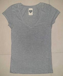 🤍 ZARA Rare Heather Grey V-Neck T-shirt 🤍