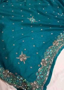 Elegant beautiful combos saree