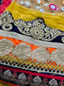 yellow saree with beautiful border