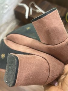 Chic pointed toe Block heels