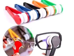 Portable Double-Sided Spectacle Lens Cleaner