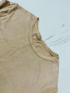 Basic Tan Cropped T-Shirt