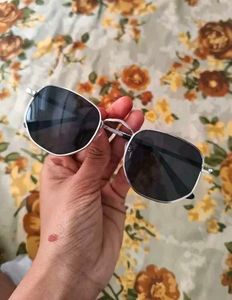 Stylish black trendy Sunglasses