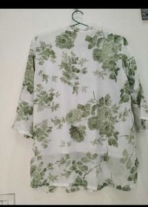 white &amp; sage green floral printed top 💚