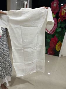 Elegant Floral Embroidered Kurta Set - Unused