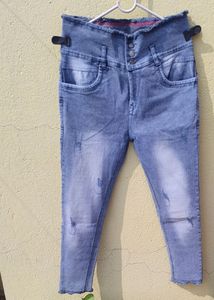 stretchable High Waist jeans Women. 1 Piece