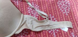 nude shimmer ZIVAME