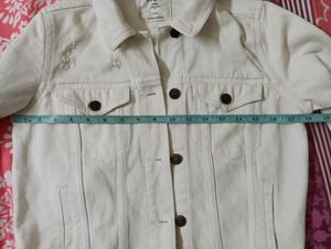 DISTRESSED WHITE JACKET