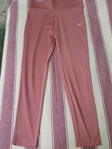 Women Redtape Gym Leggings