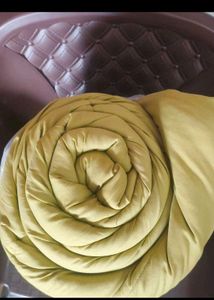 Amazon Brand - Solimo Microfibre Reversible Comfor