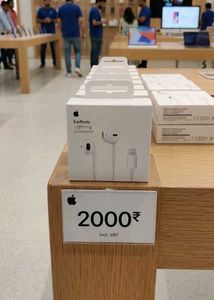 Apple EarPods Lightning Connector