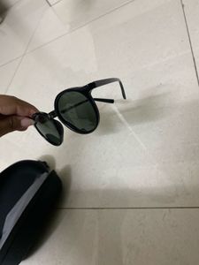 Stylish Black Round Sunglasses