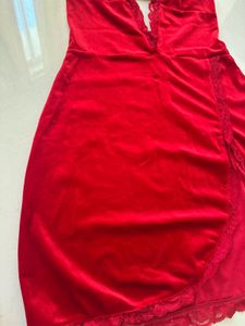 Elegant Red Velvet Lace Trim Dress