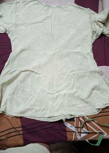 1 Green Kurta Top +2 items