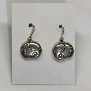 Cute Elephant Dangle Earrings Oxidized