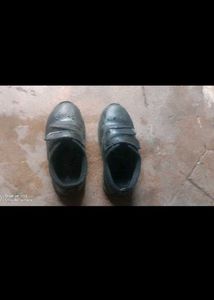 Liberty velcro .Shoe size 9