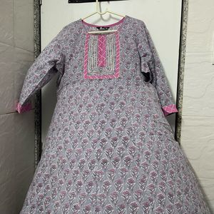 Elegant Grey &amp; Pink Block Print Kurti