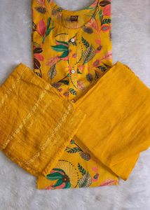 Very Graceful Yellow Golden Suit Set