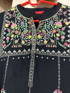 W Black floral kurta
