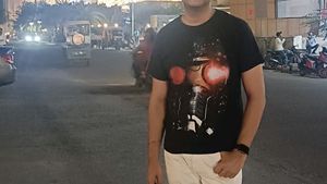 Black T-shirt Marvel Studios Orginal