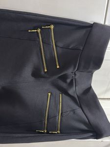 Chic Black Leggings with Gold Zippers