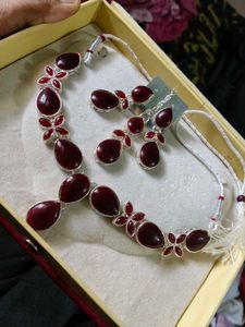 Exquisite Red Stone Necklace and Earring Set