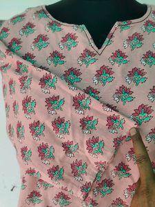Girls Short top Pink Floral