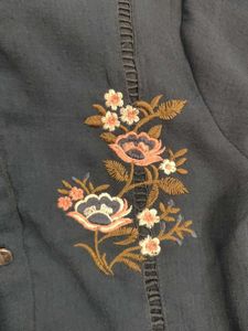 New Embroidered Teal Blouse 4 - 6 years