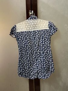 Chic Blue Floral Top with Lace