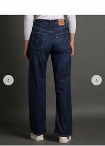 Levis Classic Dark Wash Wide Leg Jeans