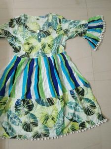 Vibrant Leaf Print Kurta