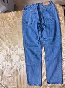 💙 Zara Mid-Blue Straight-Leg Jeans