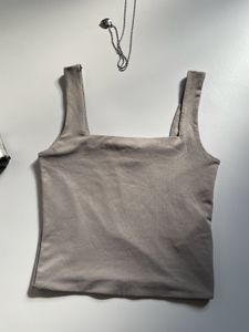 Square neck crop top