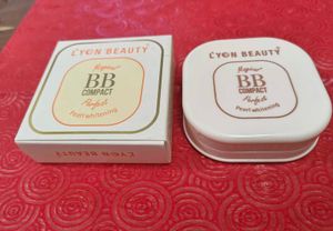 Lyon Beauty 2 in one BB Compact makeup powder