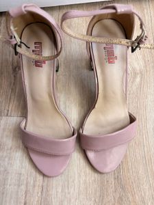 Chic Pink Block Heel Sandals