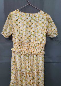 Chic Floral Print Dress
