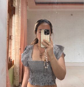 Chic Gingham Smocked Puff Sleeve Top
